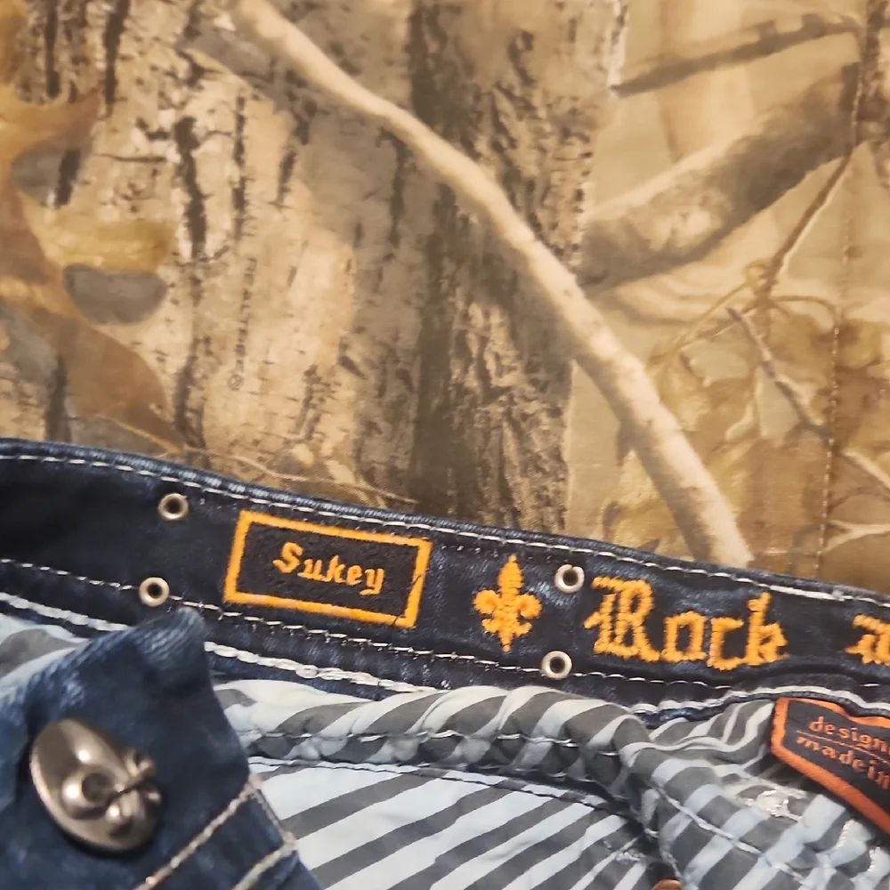 Rock Revival Distressed Blue Women's Jeans - Picture 5 of 7